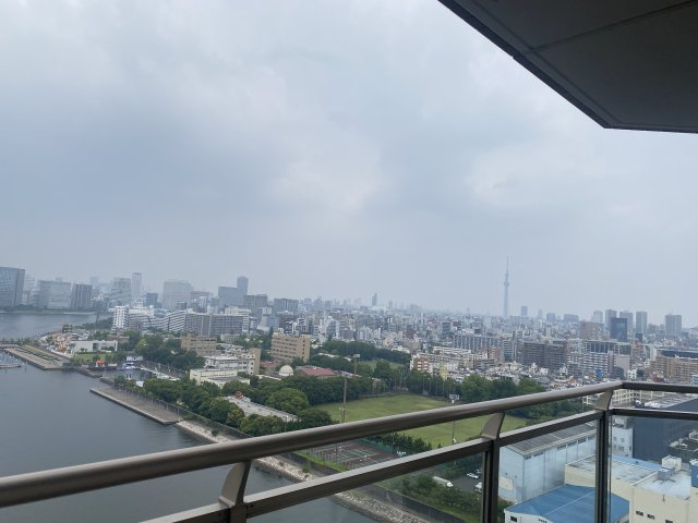 キャナルワーフタワーズWESTの展望|バルコニーからの眺望です♪
前面に建物がないため、眺望も◎