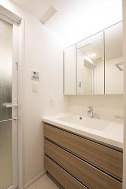 パークアクシス池田山の洗面所|※写真は同タイプ住戸です。