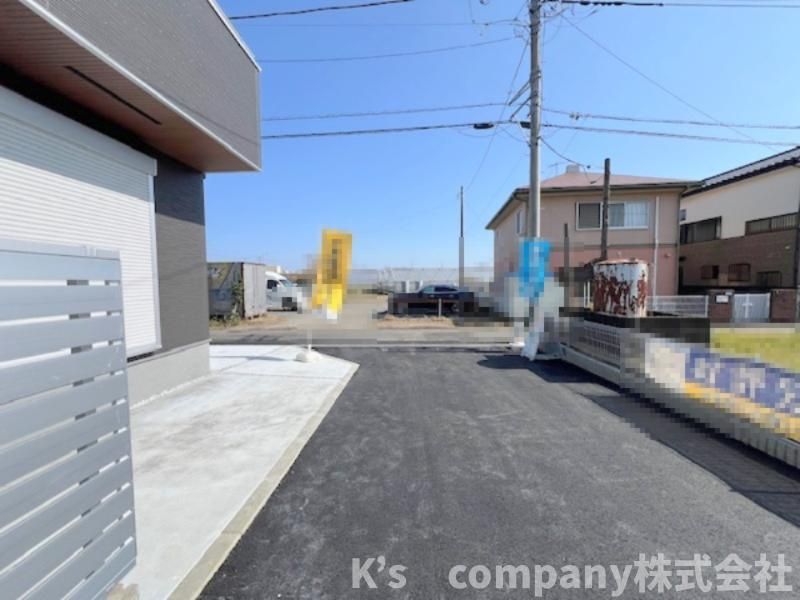 茅ヶ崎市萩園　新築戸建　3号棟の前面道路含む現地写真|前面道路の様子です◇
