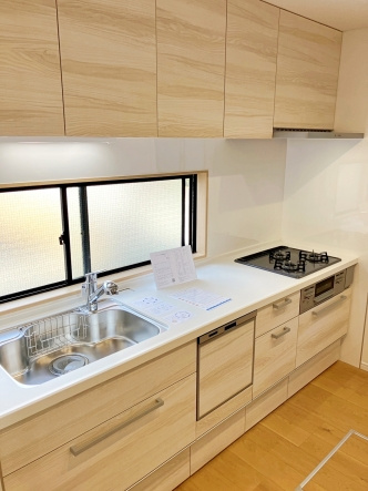 草加市谷塚町戸建のキッチン|お料理しやすいキッチンです