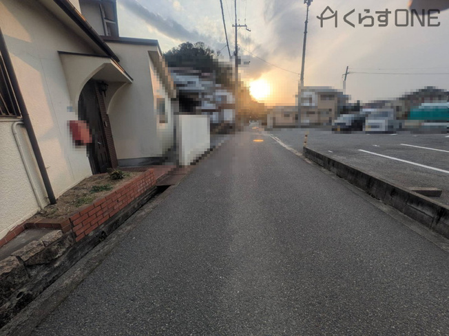 【前面道路含む現地写真】 | 姫路市下手野5丁目／中古戸建