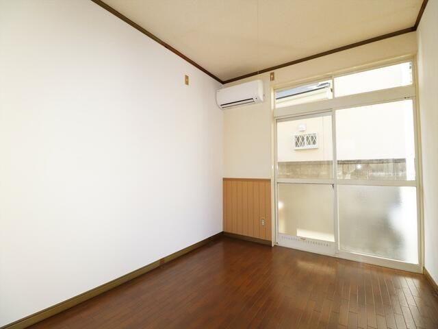 ハイツ中嶋の寝室