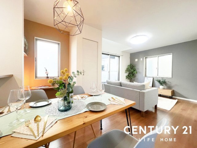 【居間・リビング】 | 使いやすい居間です