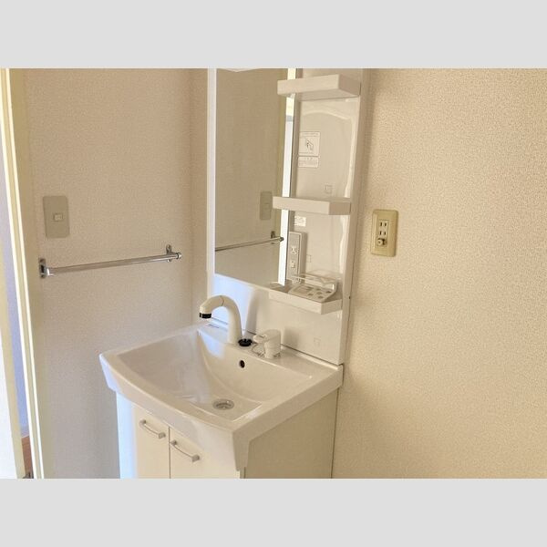 イエローハウス栄の洗面所