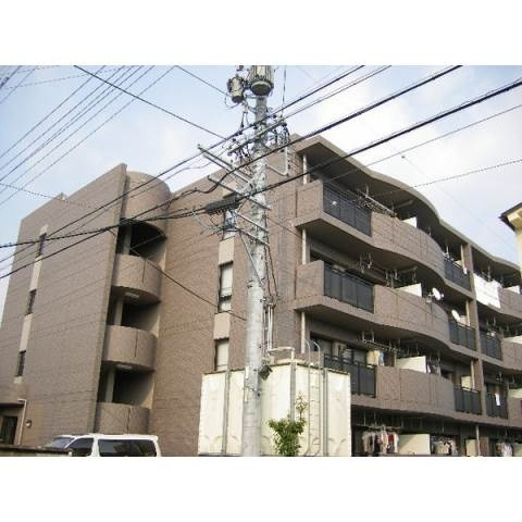 ブライトエステートの外観