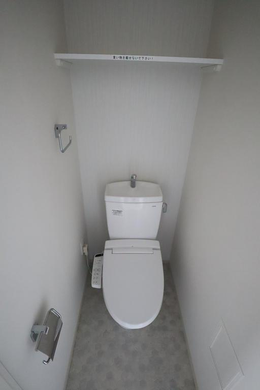 大阪市都島区都島本通３丁目の賃貸マンションのトイレ