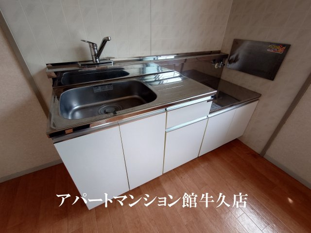 MHハイツみどり野のキッチン