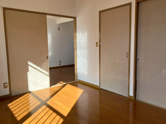 メゾン・コムのその他