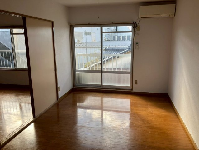 メゾン・コムの居間・リビング