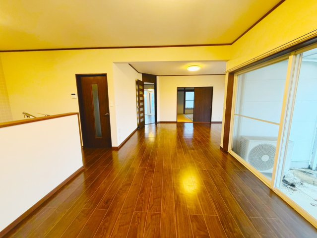 リフォR5実施♪芳賀郡市貝町赤羽中古住宅の居間・リビング