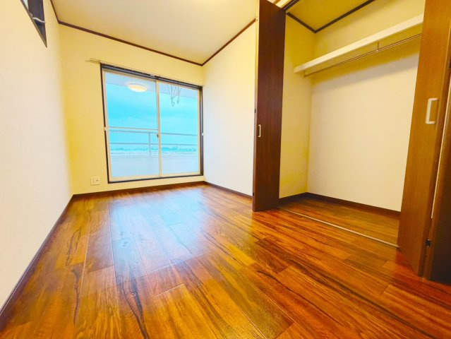 リフォR5実施♪芳賀郡市貝町赤羽中古住宅の洋室