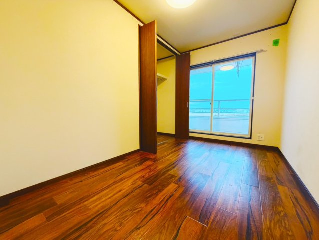 リフォR5実施♪芳賀郡市貝町赤羽中古住宅の洋室