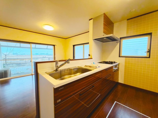 リフォR5実施♪芳賀郡市貝町赤羽中古住宅のキッチン