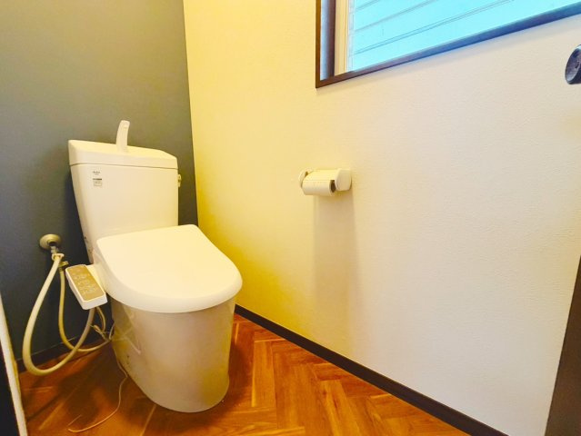 リフォR5実施♪芳賀郡市貝町赤羽中古住宅のトイレ