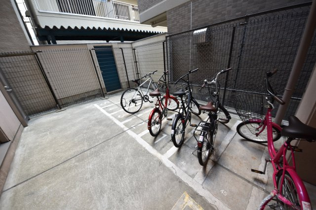 エムヒルズ西本町（ルーフバルコニー）