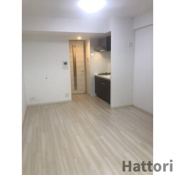 グランカーサ難波元町の居間・リビング