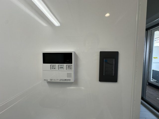 伊勢佐木クイントパラディオの浴室|追い焚き、浴室乾燥機能付きのお風呂で快適便利！