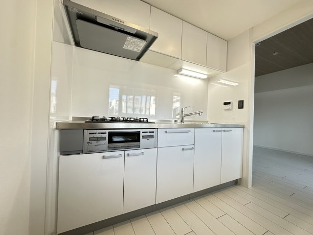 伊勢佐木クイントパラディオのキッチン|使いやすいデザインにこだわったキッチンは日常を支える機能性があります。