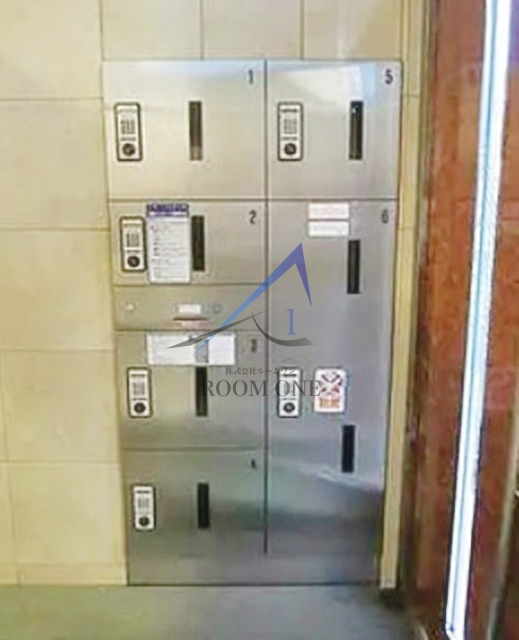 グランディール初台のその他共用部分|宅配ボックスです。