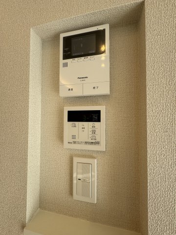フレジアのセキュリティ|モニター付きインターホン付きでセキュリティーにも配慮しております♪
