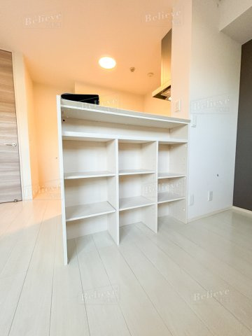 レクサリーの内装