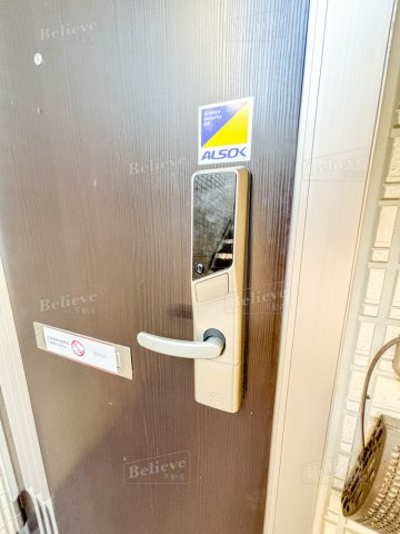 レクサリーの内装