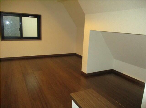 ワイエスハウスの内装