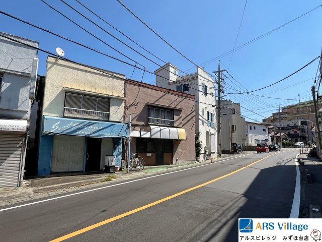 中古／富士見市鶴馬３丁目の前面道路含む現地写真|前面道路の様子です