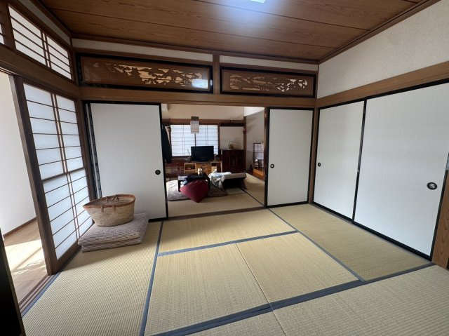 東内戸建中古の和室