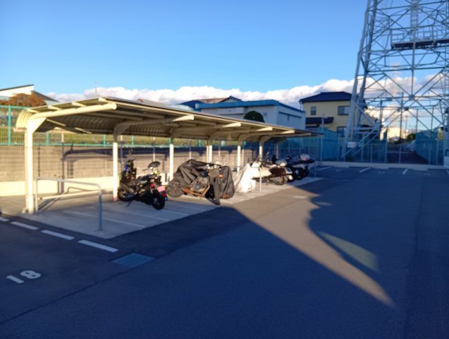 アルファステイツ長泉　駿東郡長泉町上土狩の駐輪場|二輪をお持ちの方にも駐輪場があります。