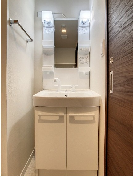 【洗面所】