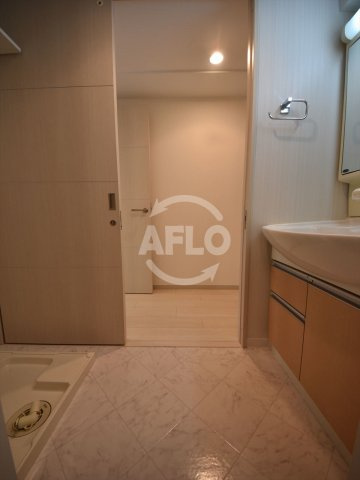 アーバネックス大手前の洗面所|アーバネックス大手前　洗面脱衣所