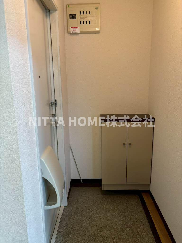 セントラルヴィラⅠ，Ⅱの玄関|シューズボックスも搭載★