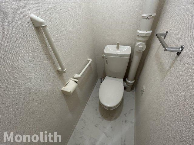 堺市南区城山台２丁の賃貸マンションのトイレ
