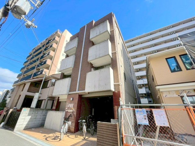 プライムコート東三国の外観