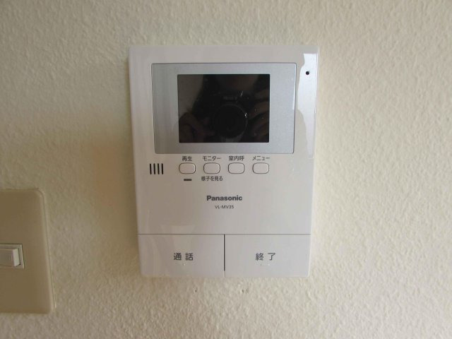 グランデソーニョB棟のセキュリティ|モニター付きドアホン設置