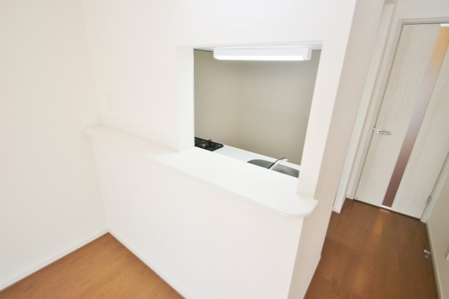 ガーデンテラス西川口のキッチン|※別号室の参考写真です。