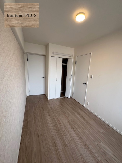 シャルム京橋の洋室