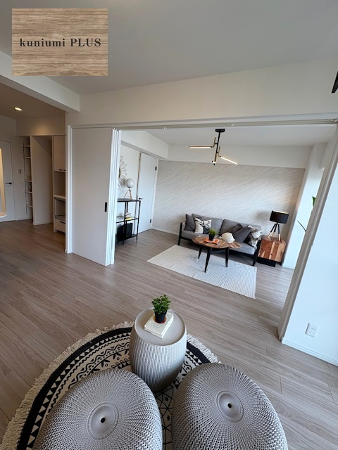 シャルム京橋の居間・リビング