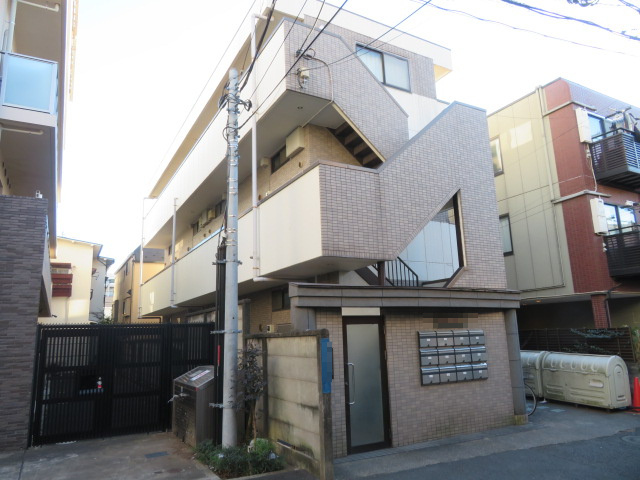 新宿区北新宿１丁目の一棟マンション