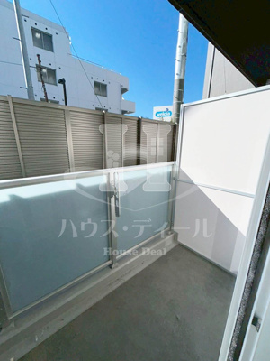 【バルコニー】 | HY's TODA MAXIV | お洗濯にも便利なバルコニー付き