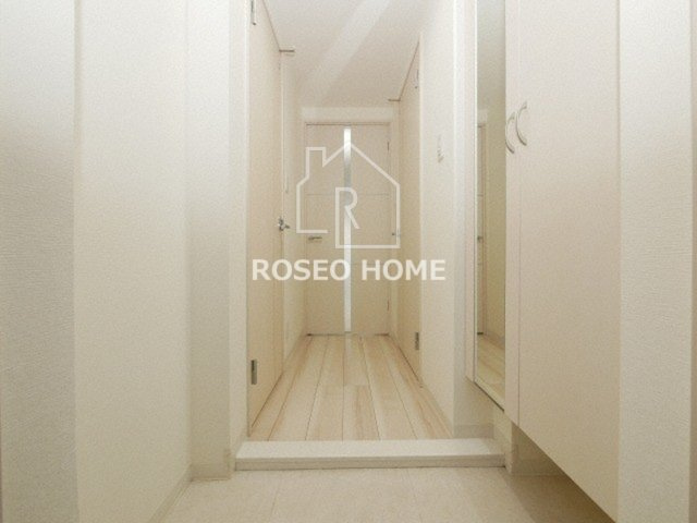 BROU上町台の玄関