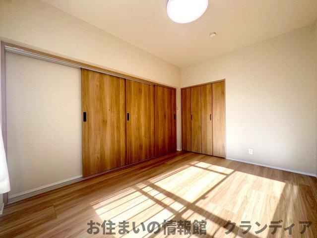 十條草加マンション　B棟の洋室|ドキドキの新生活も、安心してスタート。ぴったりの住まいを見つけませんか？クランディアが一緒に住まい選びをサポートします‼　まずは、お気軽にお問合せください　＃クランディア
