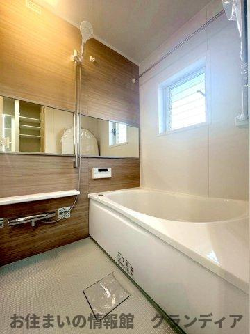 十條草加マンション　B棟の浴室|ドキドキの新生活も、安心してスタート。ぴったりの住まいを見つけませんか？クランディアが一緒に住まい選びをサポートします‼　まずは、お気軽にお問合せください　＃クランディア