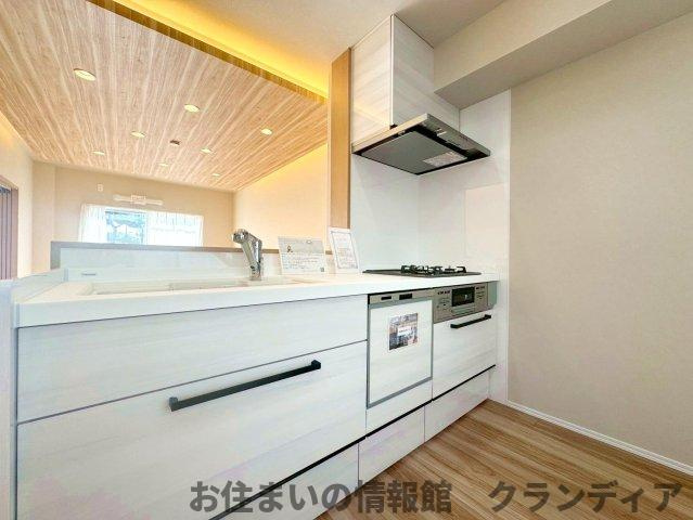 十條草加マンション　B棟のキッチン|ドキドキの新生活も、安心してスタート。ぴったりの住まいを見つけませんか？クランディアが一緒に住まい選びをサポートします‼　まずは、お気軽にお問合せください　＃クランディア
