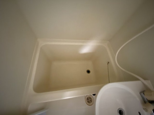 グローバル塚口の浴室