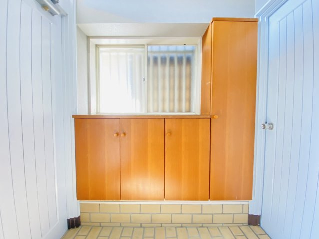 一宮市 大和町馬引字宮浦（西一宮駅） 2階建の収納|玄関収納