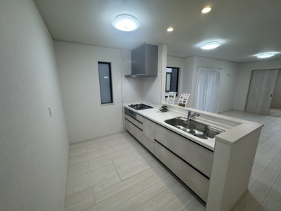 【キッチン】 | 与那原町与那原（全9棟）E号棟 | E号棟　