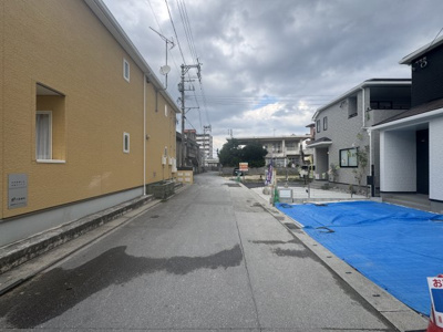 【前面道路含む現地写真】 | 与那原町与那原（全9棟）ラストE号棟 | ※北西側公道5m♪