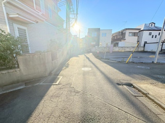 【前面道路含む現地写真】 | 川越市砂　建築条件なし売地　東武東上線『新河岸駅』徒歩14分　【高階小学区】